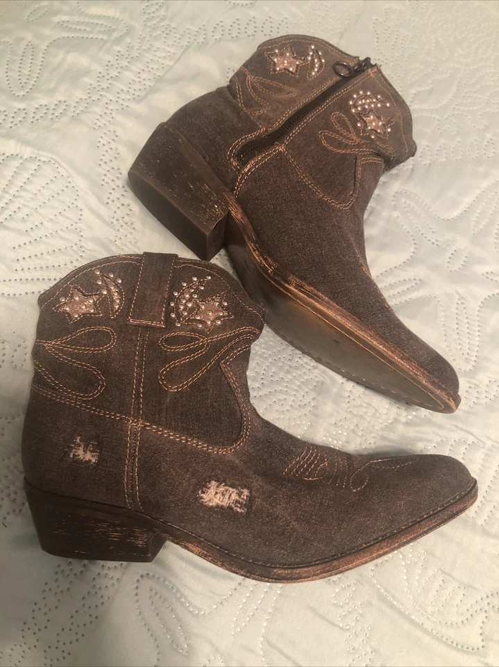 Botas vaqueras occidentales de mezclilla Zigi Soho para mujer 7,5 negras envejecidas con tachuelas cremallera Foto 3 de 4