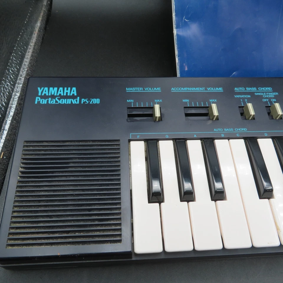 Teclado sintetizador Yamaha PortaSound PS-200 de colección años 80 - probado y funcionando BONITO Foto 4 de 4