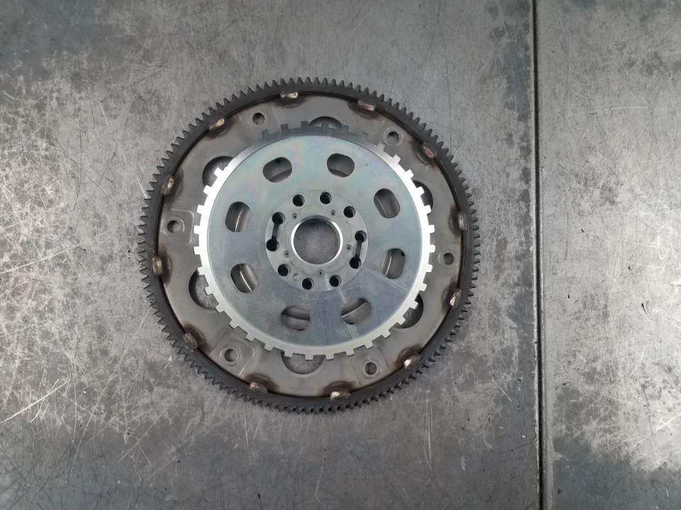 Lexus RC-F RC F 2017 transmisión automática placa flexible #6056 Foto 3 de 4