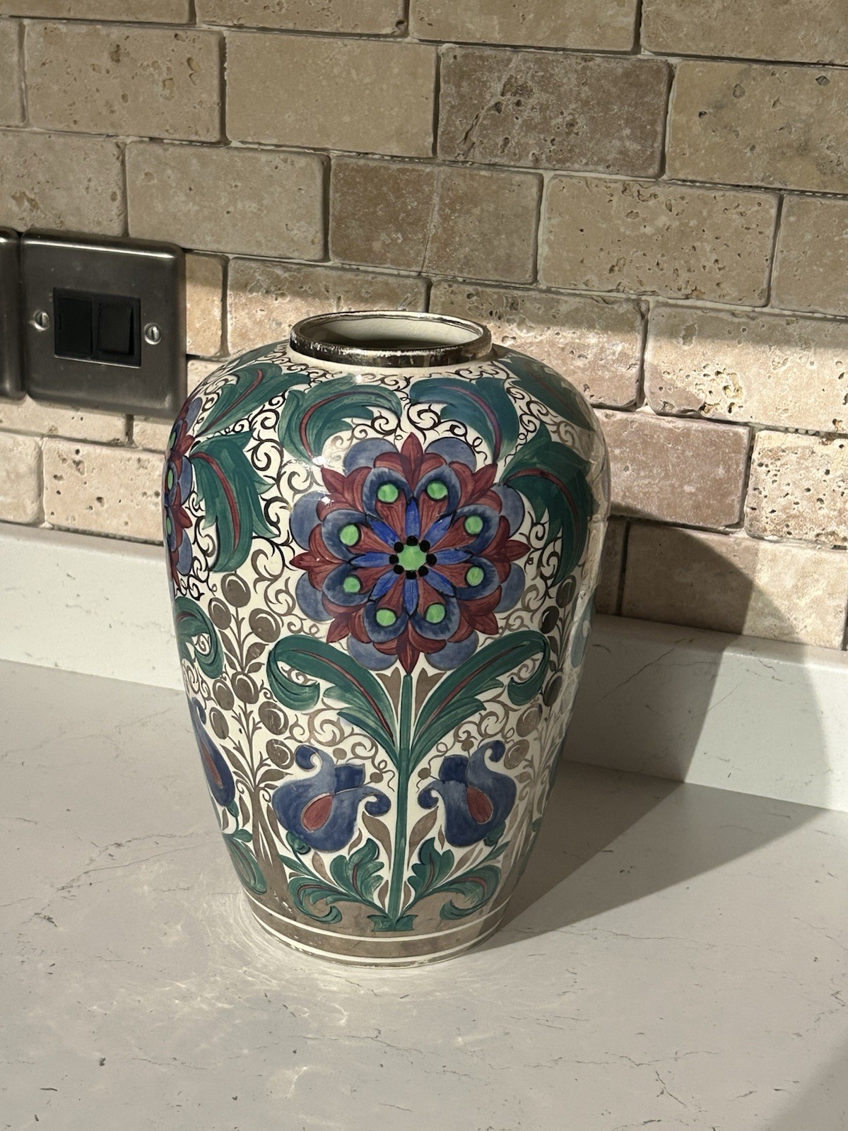 Picture 4 of 10