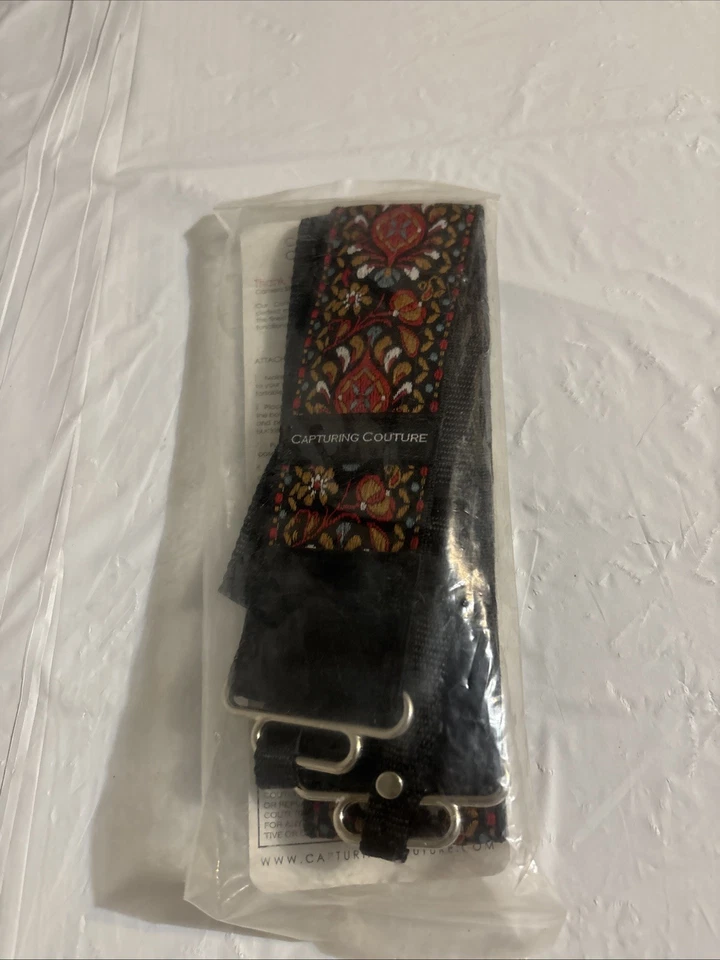 Capturing Couture Harmony Style 2'' Adjustable Camera Strap Vtg. New sealed - Image 2 of 3