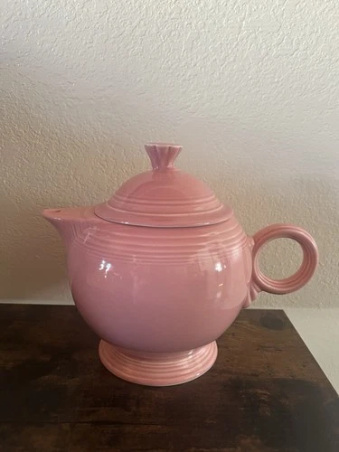 Vintage Fiestaware ROSE PINK Fiesta Teapot 4 Cups 1980’s-1990’s Seconds Quality