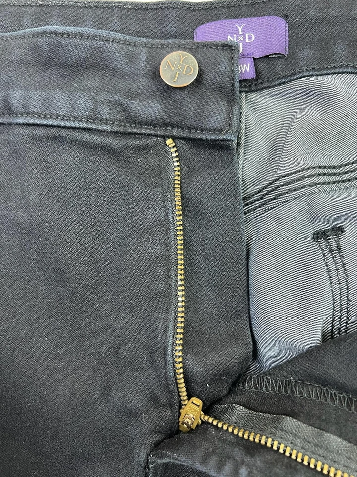 NYDJ Legging Jeans Womens 18W Black Lift Tuck Technology Stretch Pants USA - Image 3 of 4