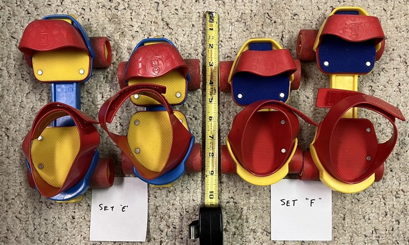 Helm Toy Co. 2 Pair Plastic Roller Skates Vintage, Adjustable 6-8" Foot Size E,F