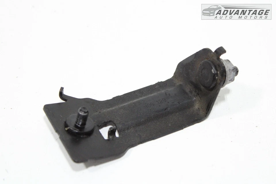 2017-2019 VOLKSWAGEN GOLF ALLTRACK SECONDARY AIR INJECTION SMOG PUMP BRACKET OEM - Image 2 of 4