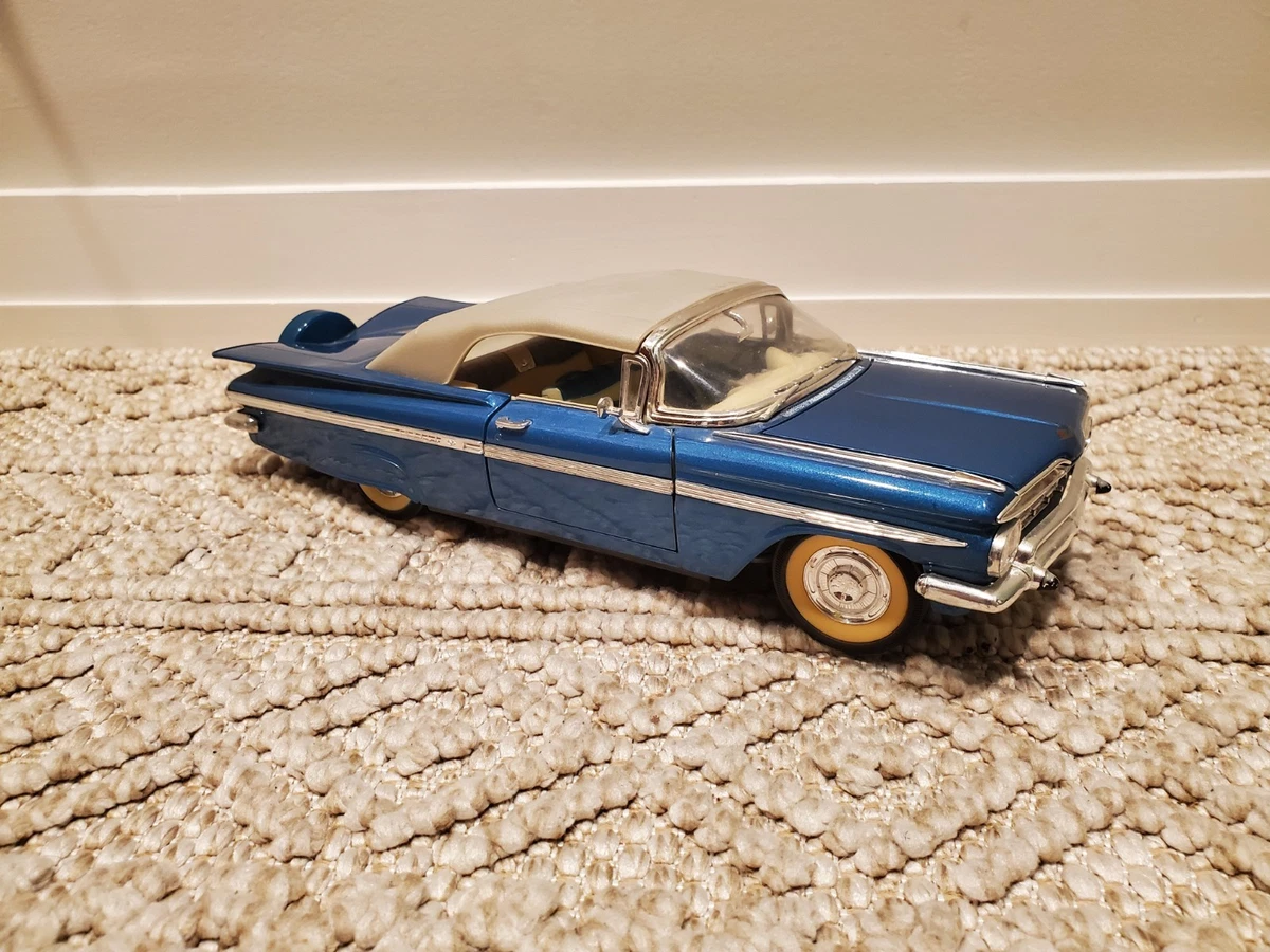 ROADLEGENDS 1959 Chevrolet Impala ダイキャスト Road Legends Chevrolet Impala Contemporary Manufacture Diecast