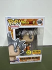 Funko: Dragon Ball - Goku (Ultra Instinct) (Glow) - Hot Topic 1694 W Protector