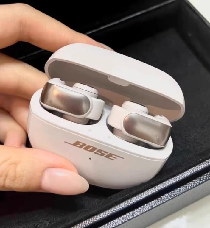 Bose Ultra Open Ear Clip Bluetooth Earbuds White New Sealed Comfort Open Ear