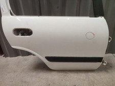 Porte arrière et accessoires Nissan ALMERA