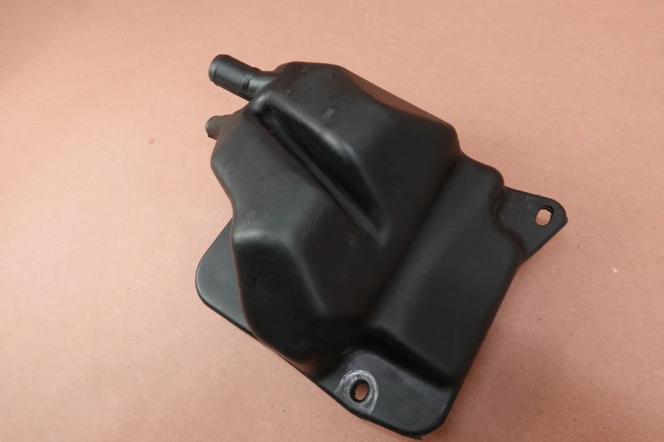 Ducati Monster 620 M600 2005 02-06 motor manivela respirador desbordamiento de aceite Foto 2 de 4