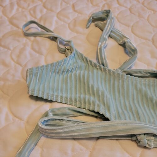 NWT Dippin Daisy's Revive Grooved Bikini Swimsuit Size Top M Bottom L - Picture 3 of 12