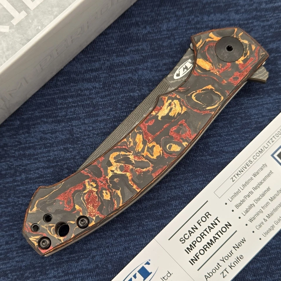 Cuadro de titanio mango de fibra de carbono rojo Damascus Zero Tolerance ZT 0450 CFDAM Foto 3 de 4
