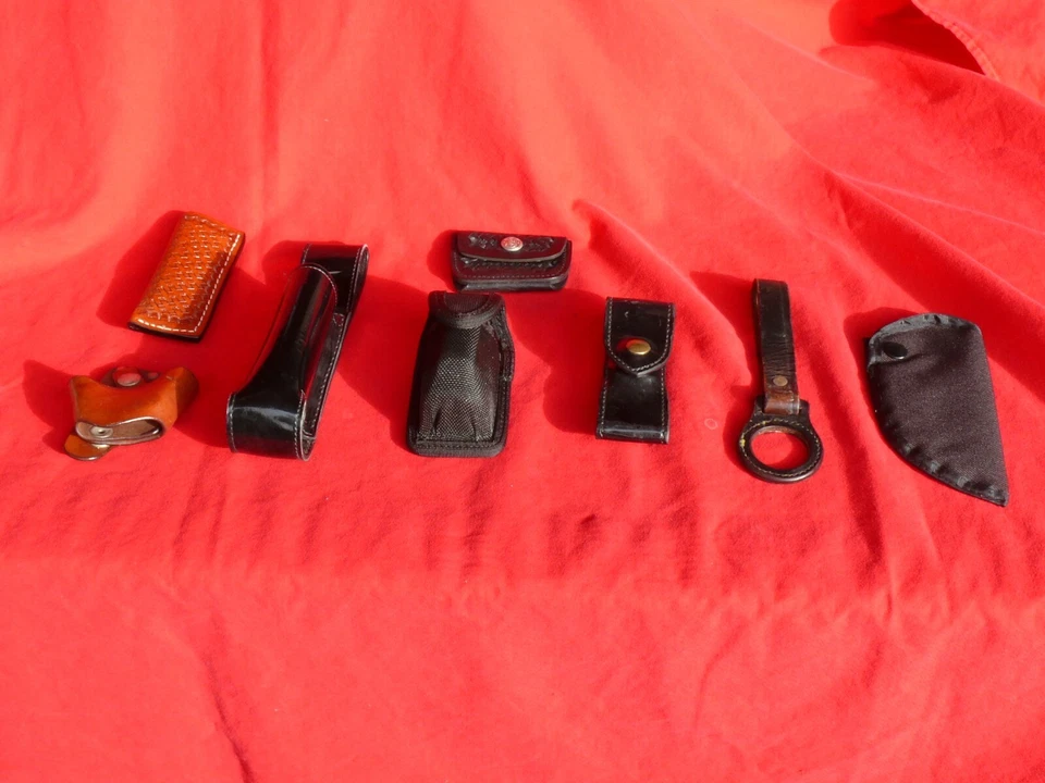 UTILITY BELT 8 PIECE LOT Law Enforcement Police Leather Carrying Pouches - Image 2 of 4