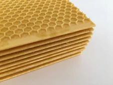 BeeCastle Set of 20 Yellow Plastic Wax Coated Medium Foundation For Medium Super