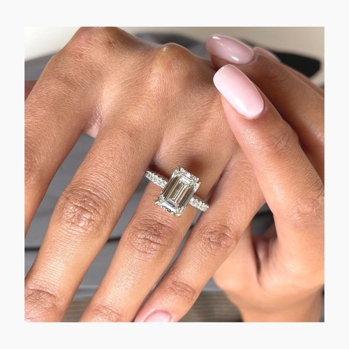 Diamond Engagement Ring Emerald IGI Certified VS1 F 4.2 Carat 18K White Gold - Picture 11 of 11