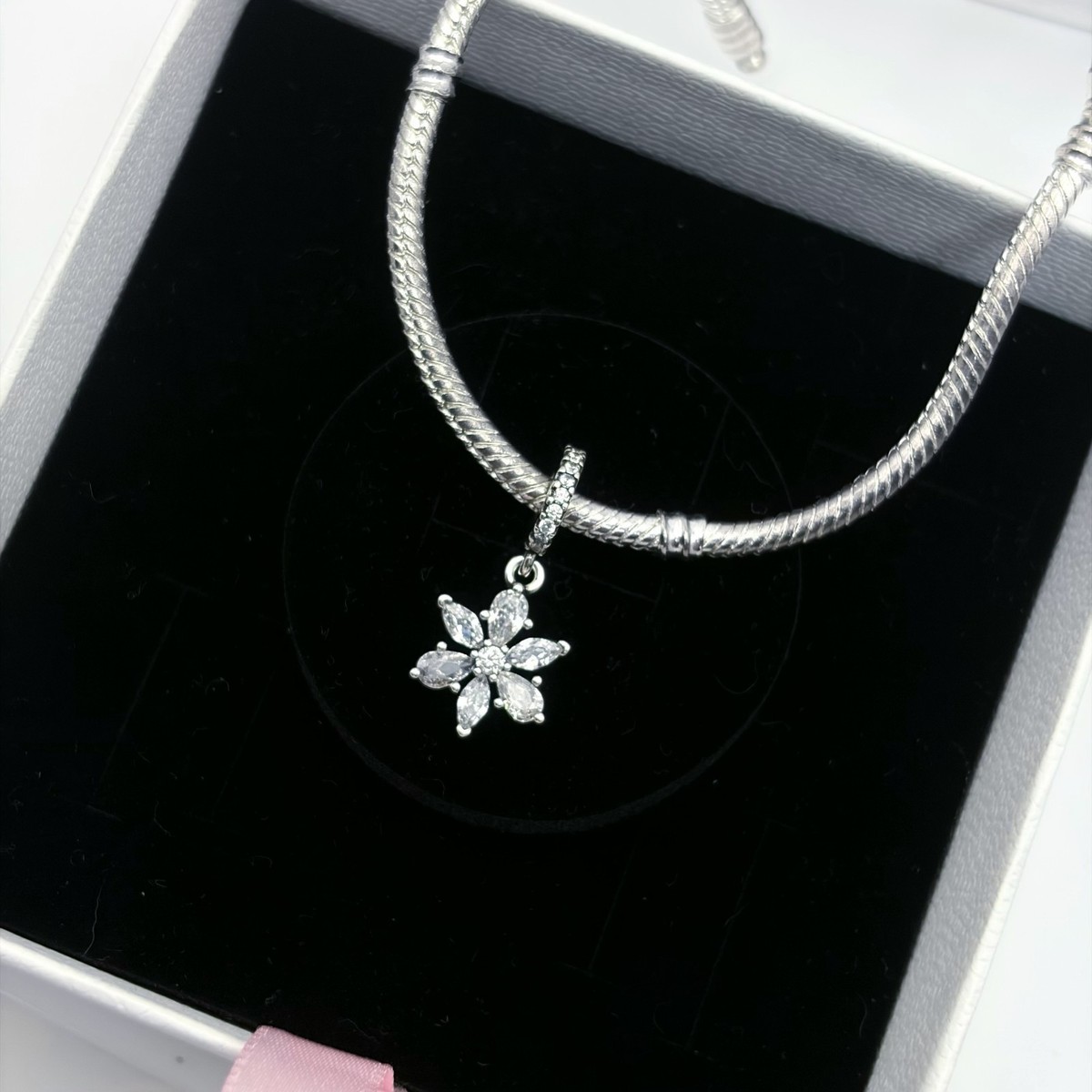 NEW 100% PANDORA Sparkling Herbarium Cluster Dangle Charm 792382C01 NEW WITH BOX View 6