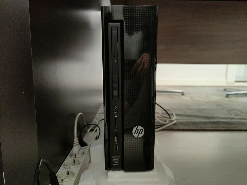 HP DESKTOP PC SLIMLINE 410-000nl CORE i3 3.70 GHz HDD 1 TB RAM 4 GB WIN 10 HOME - Immagine 3 di 4