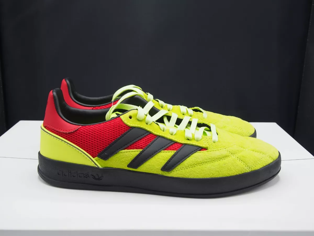 Adidas sobakov size 11 hotsell