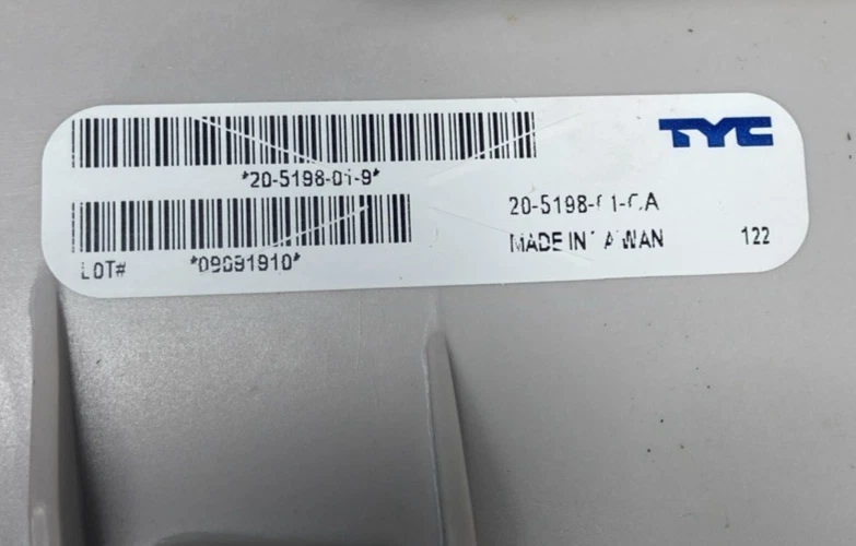 Conjunto de lámpara de cabeza halógena izquierda 1997-2005 dañado para piezas se adapta a Buick Century Foto 3 de 4