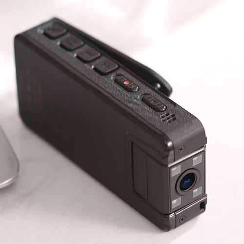 Mini Body Kamera HD 1080P Clip Audio Video Recorde 180° drehbar Infrarot Nacht - Bild 16 von 24