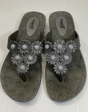 Capelli New York Womens Size 6 Beaded Gray Thong Flip Flops Woven Textured