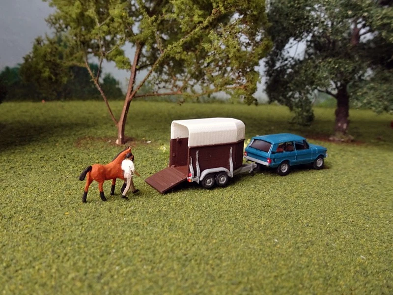 RAILNSCALE N2854 - PKW mit Anhänger Pferdetransport - Spur N - NEU