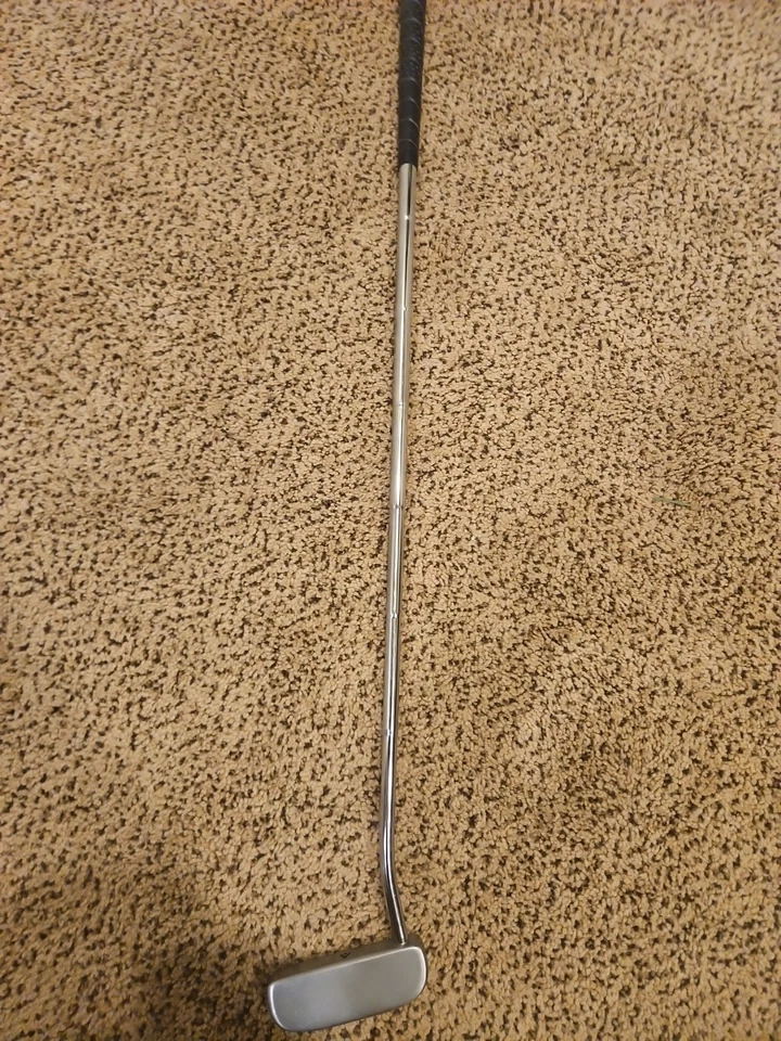 Right Handed 34” Acer Series Under Cut Sole Putter w/ Aluminum Shaft - Image 4 of 4
