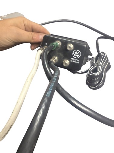 GE Video Signal Amplifier Improves Antenna or Cable 50-900MHz - Picture 11 of 11