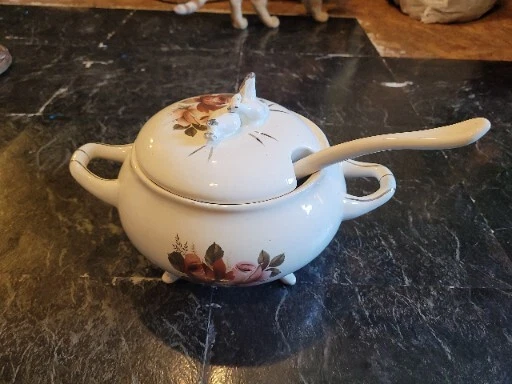 vintage Denby pottery charm with pink rose saucepan shaped casserole dish 4pt