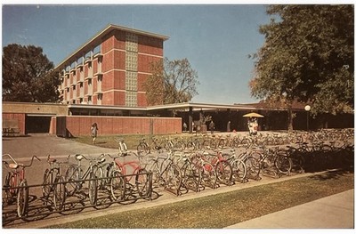 Davis, California CA University of California, Memorial Union Building Postcard
