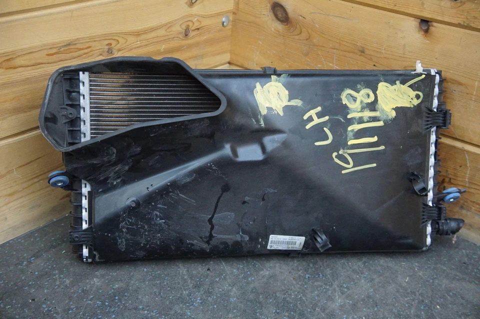 Rear Left Driver Side Radiator 982121254 OEM Porsche Cayman Boxster 718 2017-18 - Image 3 of 4