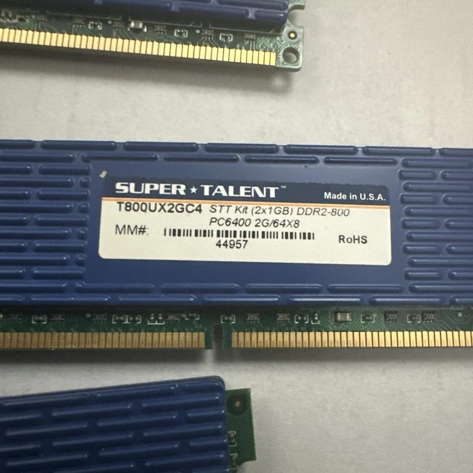 Super Talent 8GB: T800UX4GC2 DDR2 PC2-6400u 800MHz Lot (4x2GB) 8GB Desktop RAM - Image 3 of 4