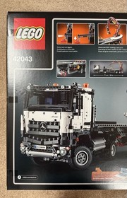 LEGO TECHNIC: Mercedes-Benz Arocs 3245 (42043) *Brand New* EXCELLENT Condition
