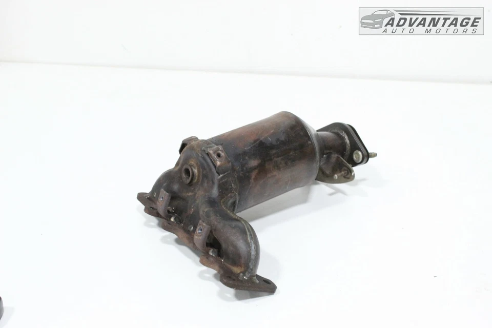 Lincoln MKX 2016-2018 3,7 L V6 sistema de escape del motor tubo delantero con colector OEM Foto 2 de 4