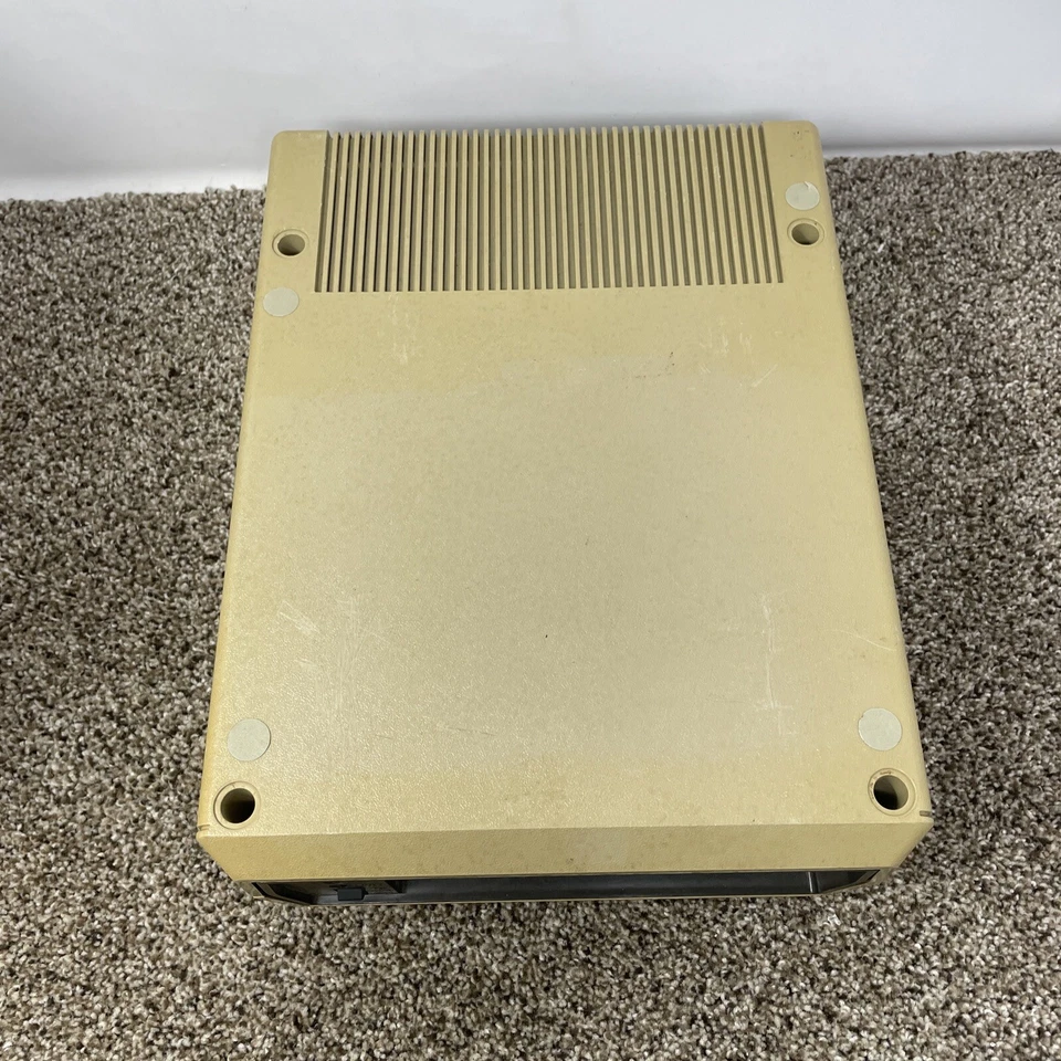 Atari 810 Floppy Disk Drive for Atari 8-bit Computer FOR PARTS As-Is No PSU - Image 2 of 4