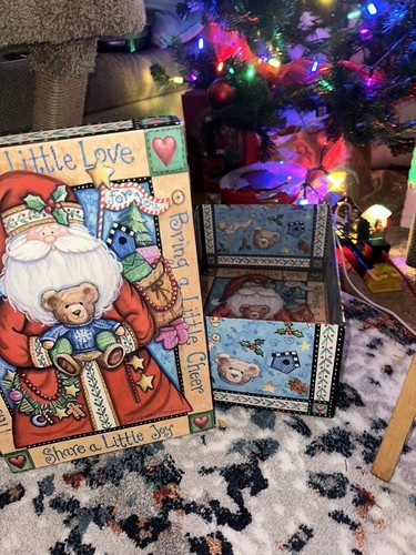 Reuseable Christmas Box - Picture 5 of 5