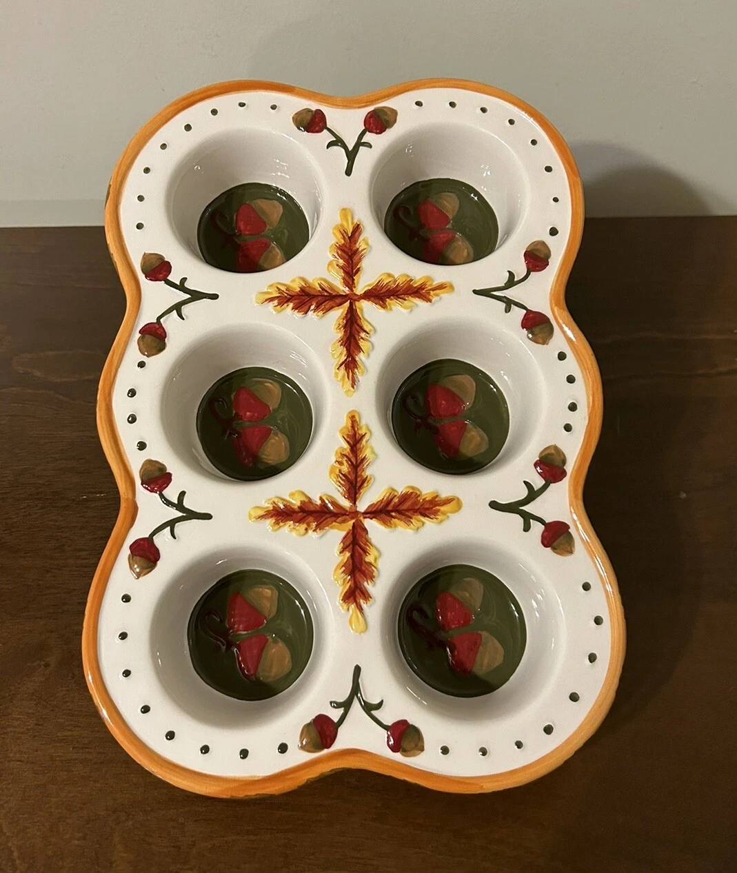 Tara Temptations Fall Harvest 6 Cupcake Muffin Pan Autumn Leaves Acorn Ovenware