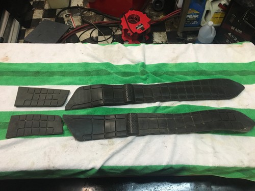 Suzuki Burgman AN650 Set of 4 Foot Floor Mats 48211-10G00-Y0J 48221-10G00-Y0J