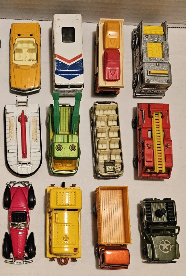 Lote de 75 coches vintage Hot Wheels Matchbox años 70 + estuche colección fundido a presión Foto 3 de 4