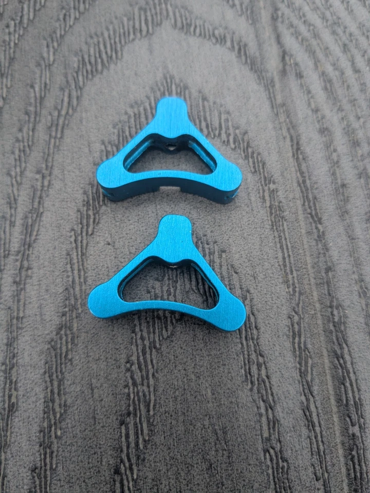 Perchas de cable de freno voladizo triple colgante AVID de colección azul anodizado MTB Foto 3 de 4