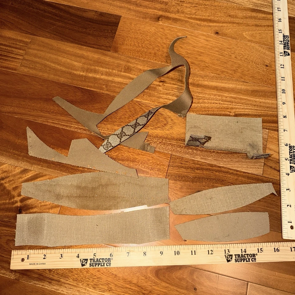 Pieza GUCCI Chatarra Tela Material Corte Reparación Reemplazar, Reutilizar Artesanías Foto 2 de 2