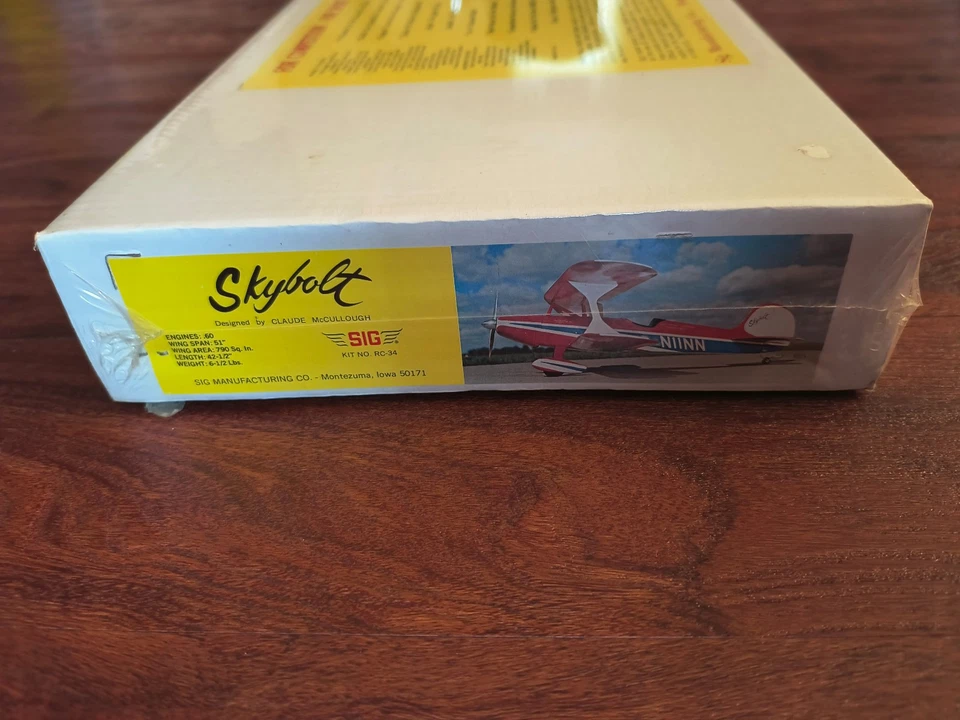 NIB Sig Skybolt RC-34 Biplane Kit Vintage Balsa Wood Model Aerobatic R/C Plane - Image 3 of 4