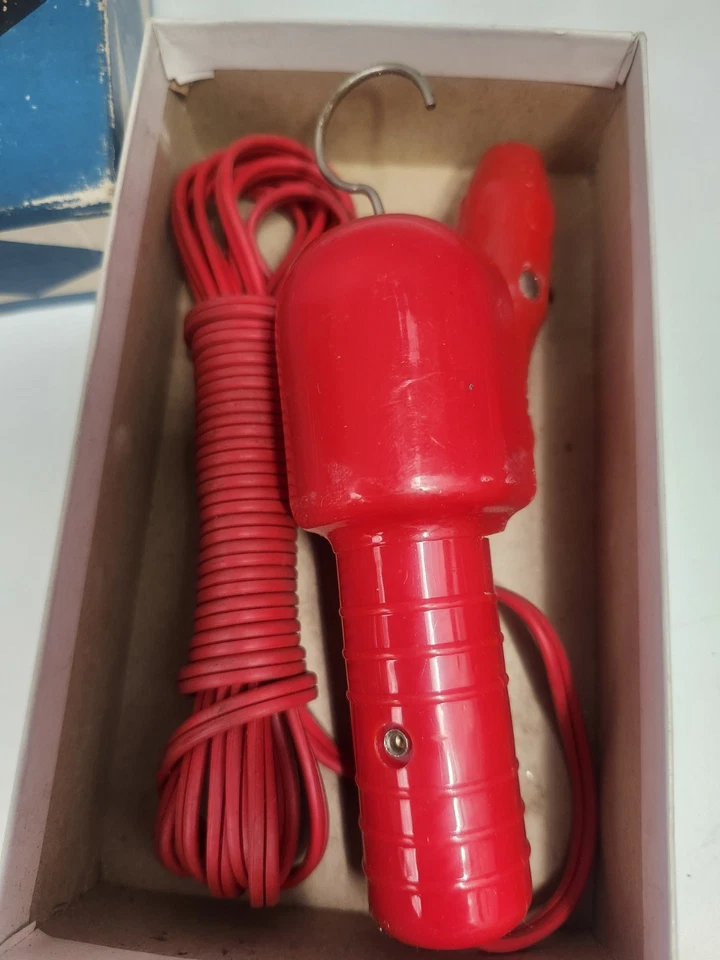 VINTAGE NOS FORD ACCESSORY 60s CIGARETTE LIGHTER DROP LIGHT - Image 4 of 4