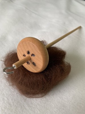 Drop Spindle - handgefertigte verzierte Top Whorl Spindel - Spingarn & Faden