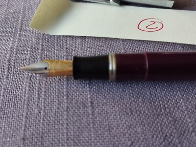 Stylo Plume Parker Ancien - Couleur Bordeaux, Bouchon Métal, Garantie "Warranted", Plume Iridium - Occasion