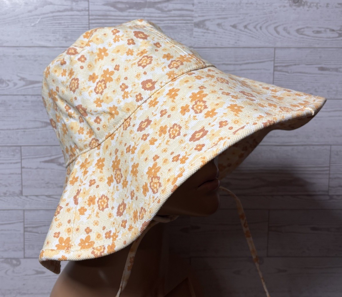 NWT Lack of Color Peach Bloom Floral Print Cotton Bucket Hat  display picture 1