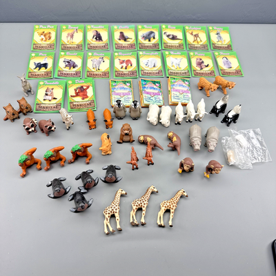 ヴィンテージ　babyスケール　アニマル柄 Vintage Topps Baby Wild Animals Miniature Rubber Figures 1996