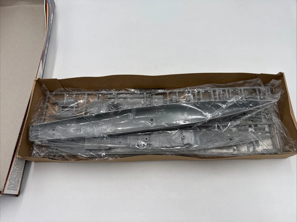 Monogram U.S.S. Ramsey Guided Missile Destroyer Model Kit #3011 OPEN BOX - Image 4 of 4