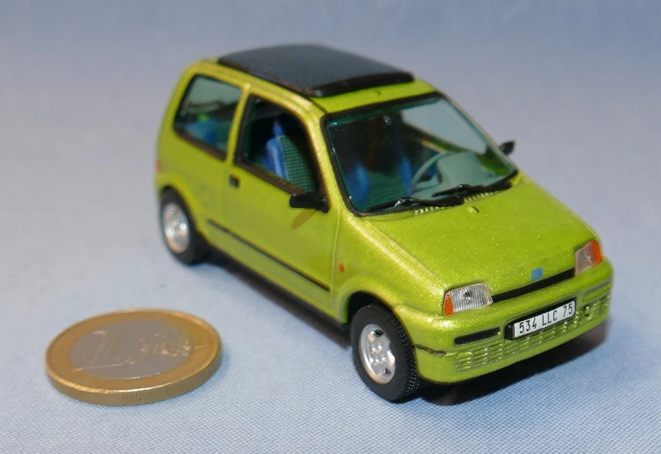 Vitesse 1/43 réf V095C : Fiat Cinquecento Soleil 1996 (Vert métal) - Photo 4/4