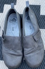 Cloudsteppers by Clarks Gray women's Flats Shoes Sz 8M Excellent Condition